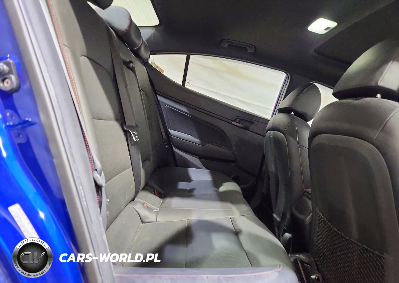 2020 Hyundai Elantra Sport VIN:KMHD04LBXLU070331 - 10
