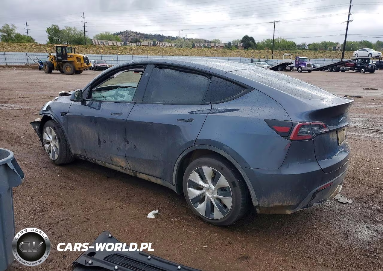 2023 Tesla Model Y VIN:7SAYGAEE3PF965006 - 2