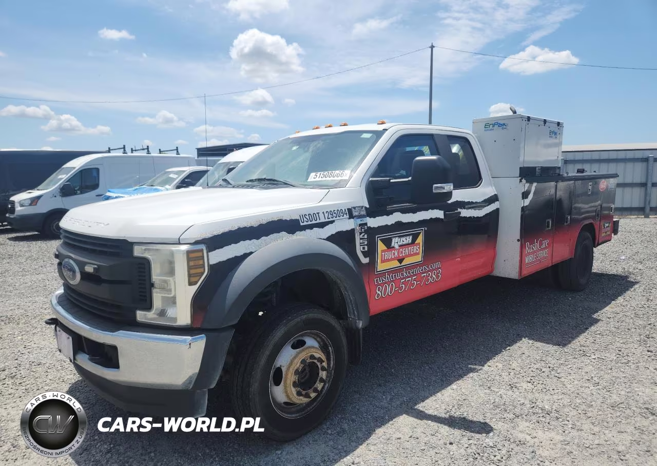 2019 Ford F450 Super - Semi Truck