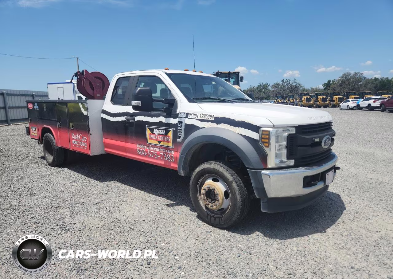 2019 Ford F450 Super - Semi Truck VIN:1FD0X4HY2KEC13174 - 4