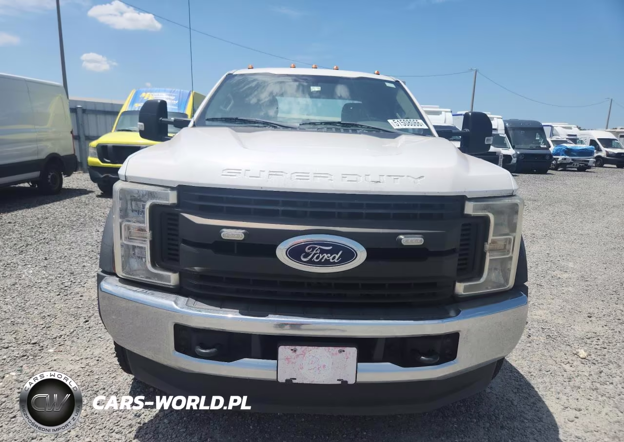 2019 Ford F450 Super - Semi Truck VIN:1FD0X4HY2KEC13174 - 5