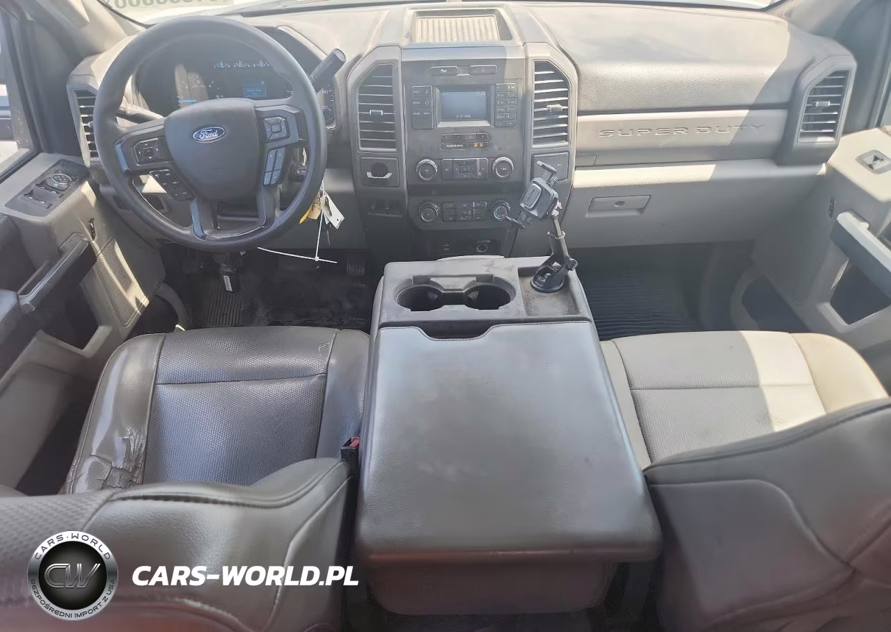 2019 Ford F450 Super - Semi Truck VIN:1FD0X4HY2KEC13174 - 8