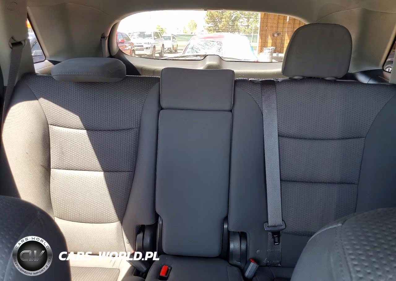 2013 Kia Sorento Lx VIN:5XYKTDA27DG327308 - 10