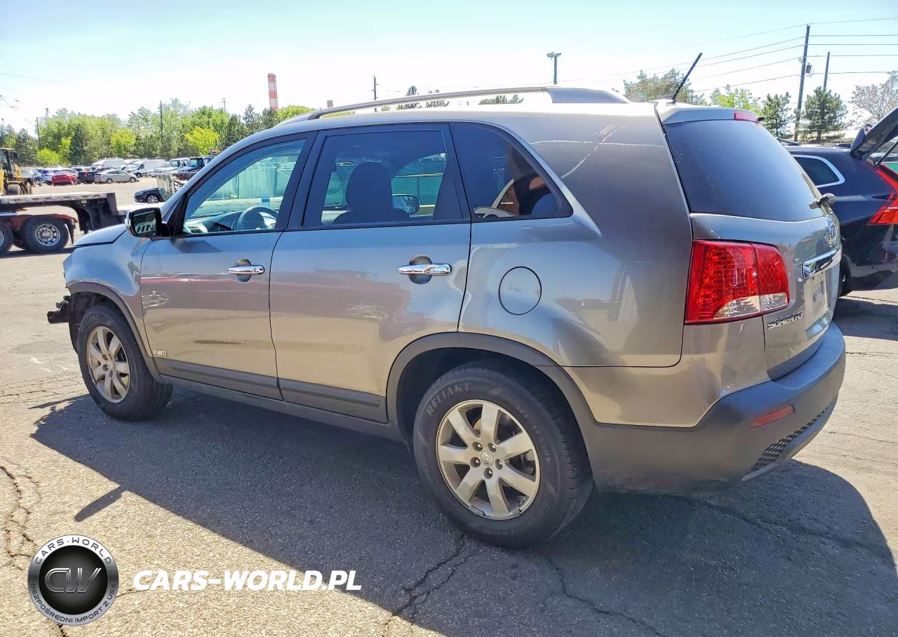 2013 Kia Sorento Lx VIN:5XYKTDA27DG327308 - 2