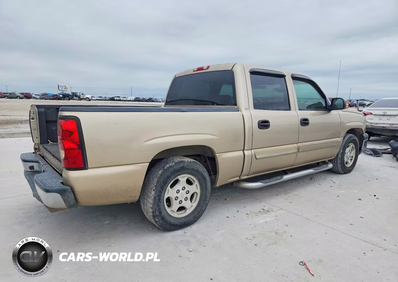 2004 Chevrolet Silverado C1500 VIN:2GCEC13T141293006 - 3