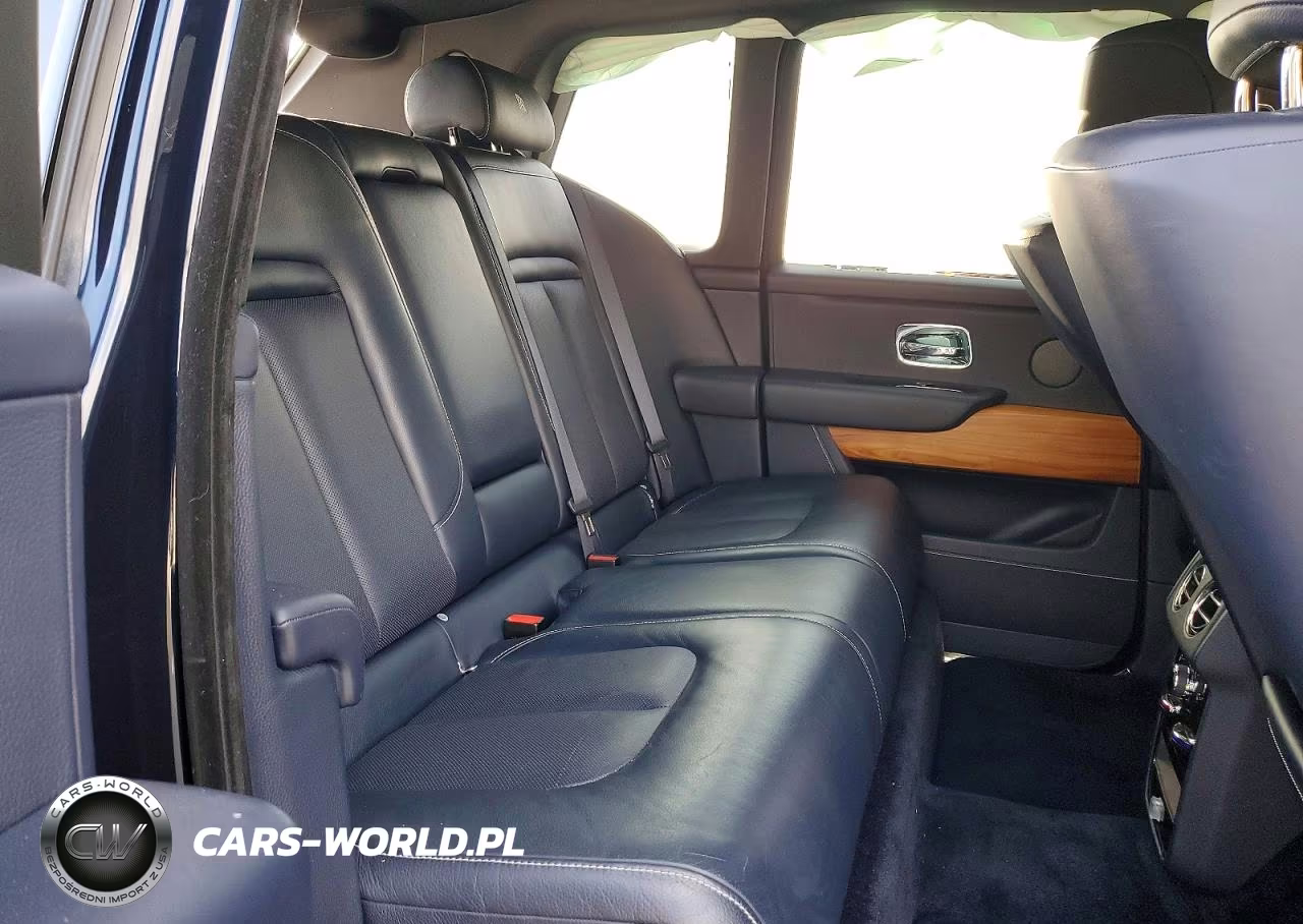 2020 Rolls-Royce Cullinan VIN:SLATV4C00LU200933 - 10