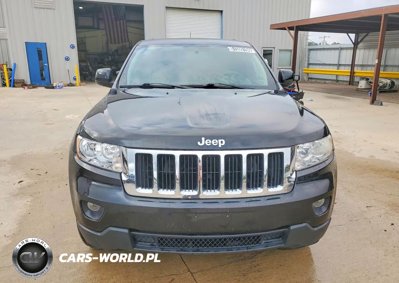 2012 Jeep Grand Cherokee Laredo VIN:1C4RJEAGXCC307272 - 5