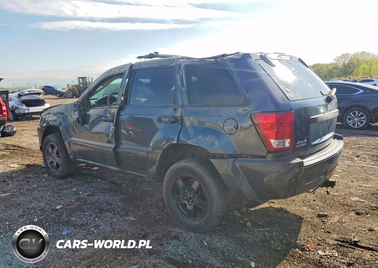 2007 Jeep Grand Cherokee Laredo VIN:1J8GR48K57C640238 - 2