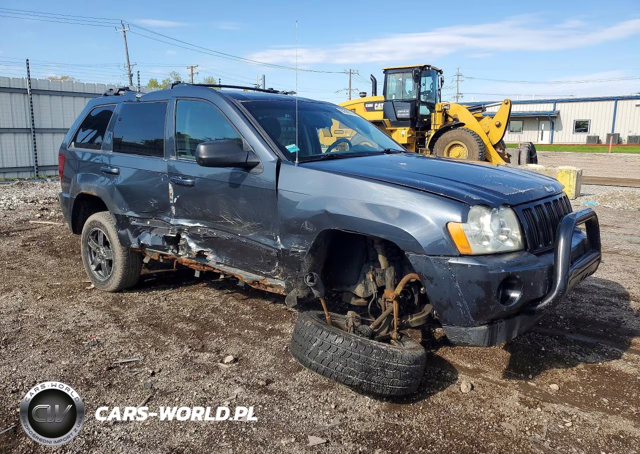 2007 Jeep Grand Cherokee Laredo VIN:1J8GR48K57C640238 - 4
