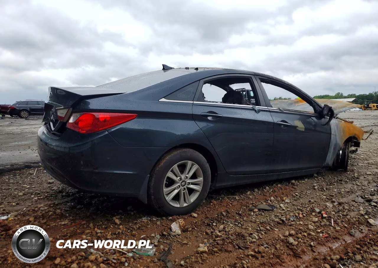 2012 Hyundai Sonata Gls VIN:5NPEB4ACXCH487084 - 3