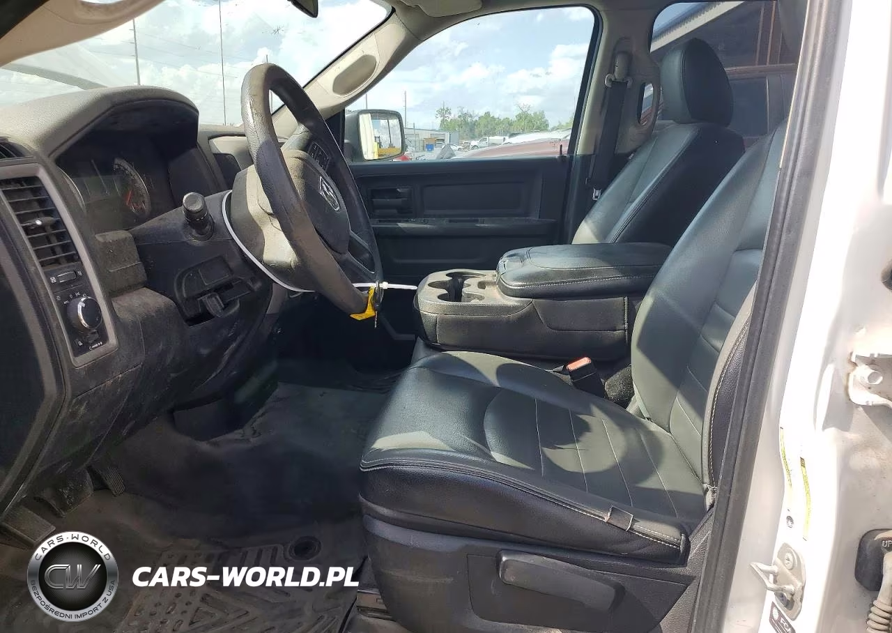 2021 Ram 1500 Classic Tradesman VIN:1C6RR6FG5MS563860 - 7