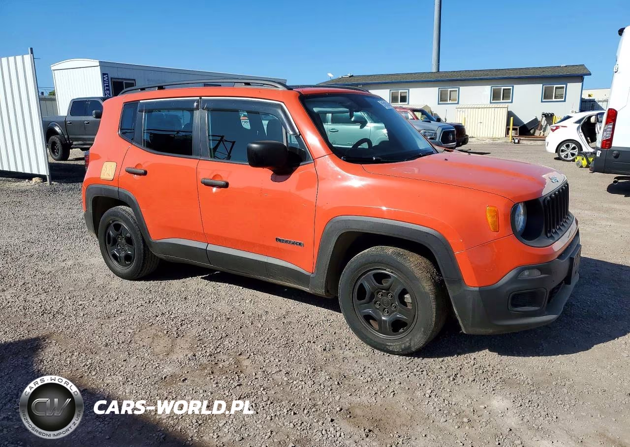 2015 Jeep Renegade Sport VIN:ZACCJAAT2FPC10370 - 4