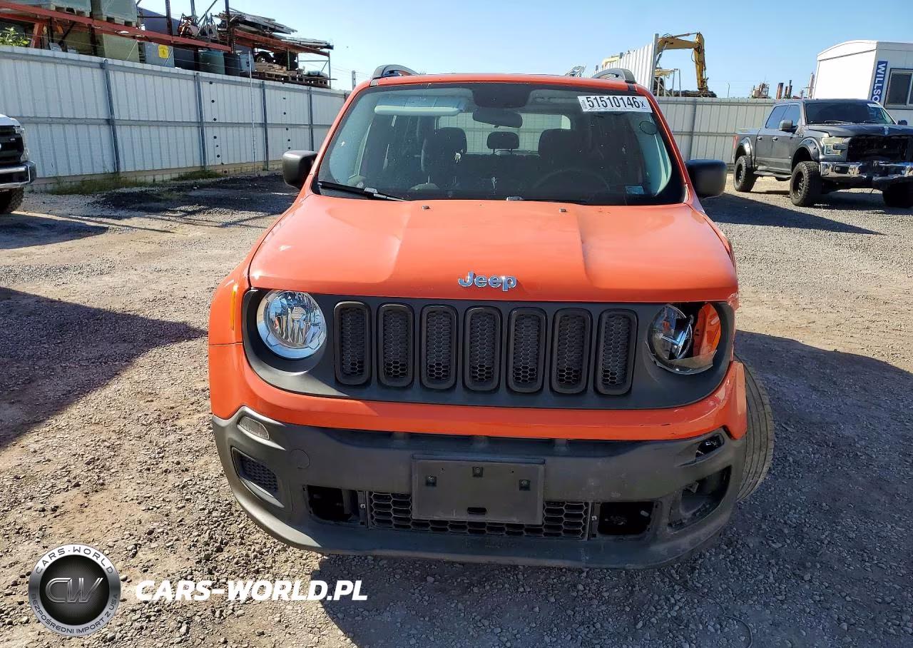 2015 Jeep Renegade Sport VIN:ZACCJAAT2FPC10370 - 5