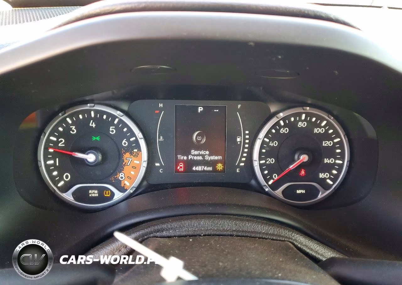 2015 Jeep Renegade Sport VIN:ZACCJAAT2FPC10370 - 9