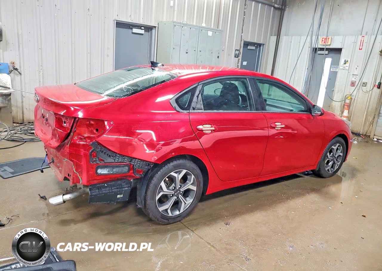 2020 Kia Forte Lxs VIN:3KPF24AD9LE260941 - 3