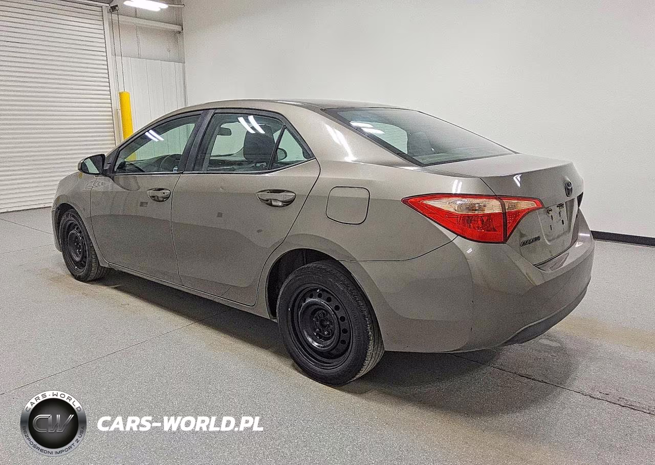 2017 Toyota Corolla Le VIN:5YFBURHE4HP675028 - 2