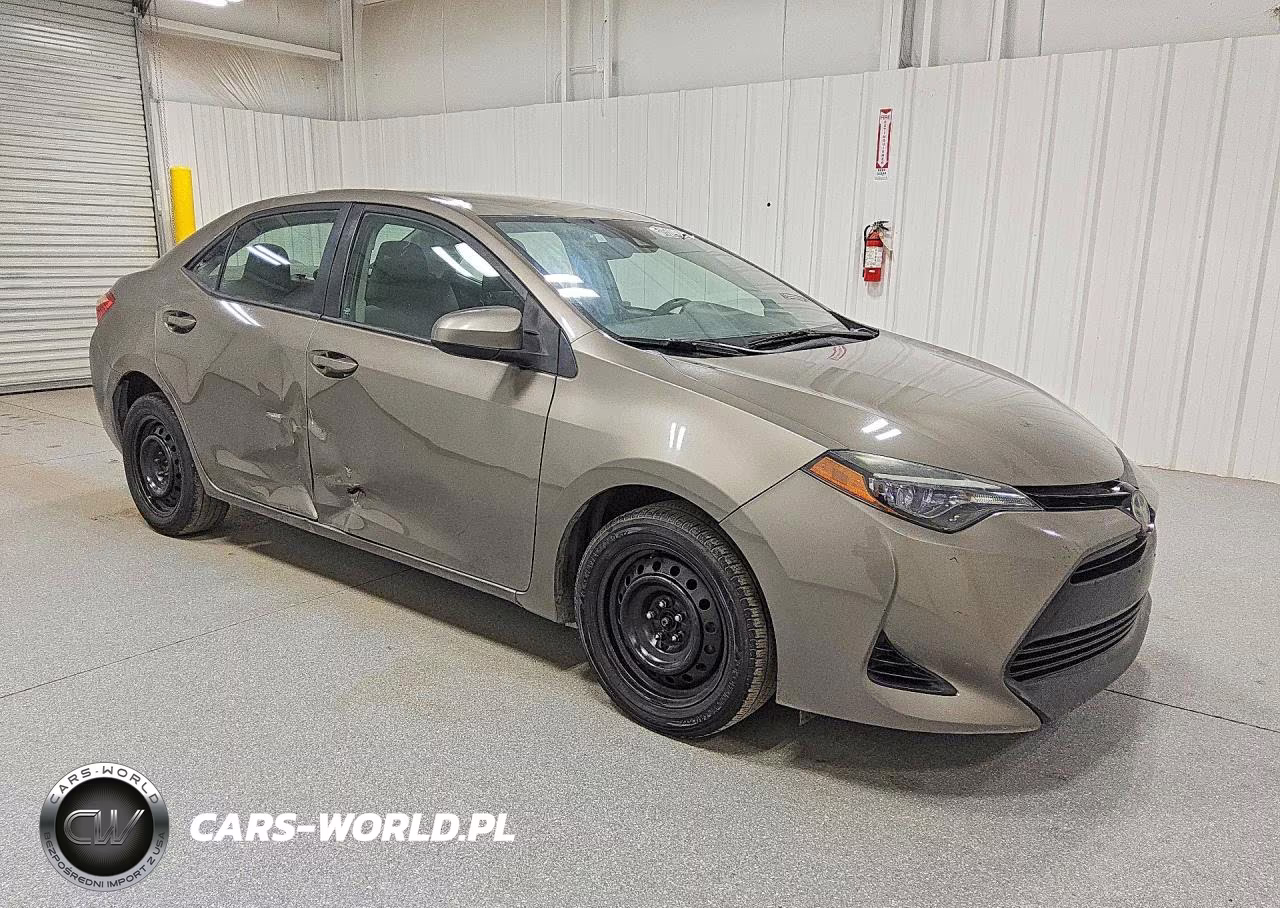 2017 Toyota Corolla Le VIN:5YFBURHE4HP675028 - 4