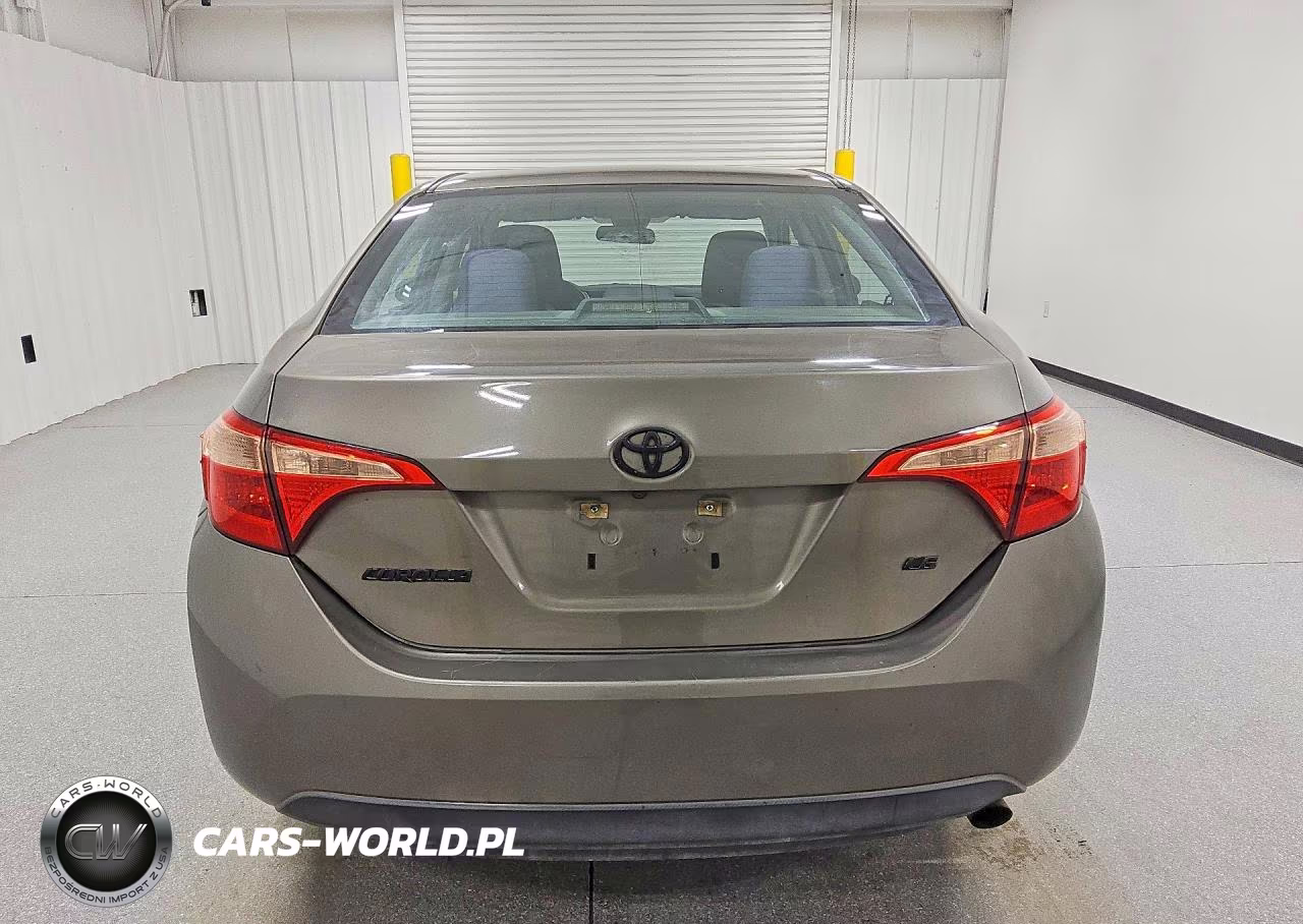2017 Toyota Corolla Le VIN:5YFBURHE4HP675028 - 6