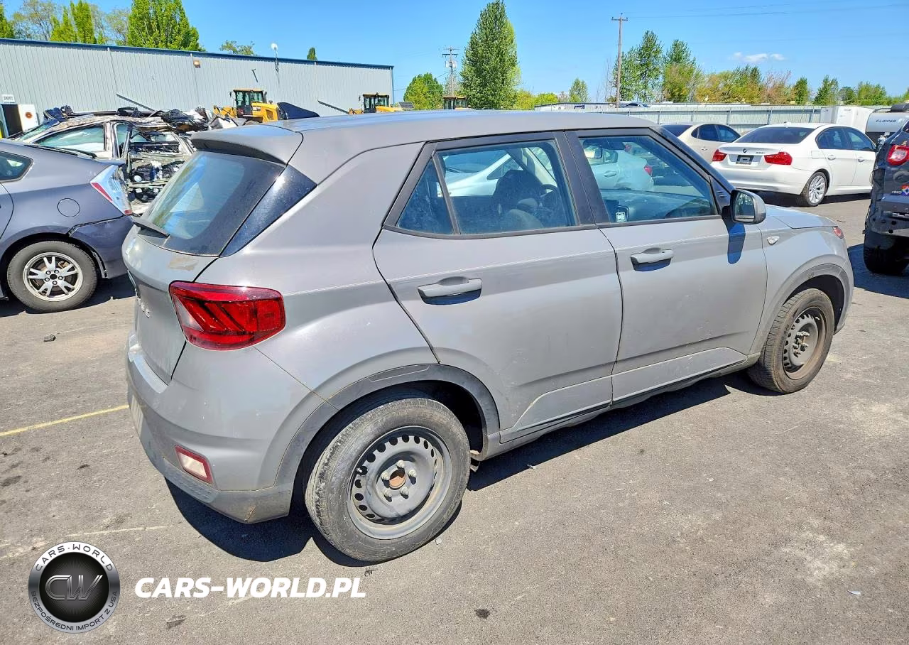 2020 Hyundai Venue Se VIN:KMHRB8A31LU014295 - 3
