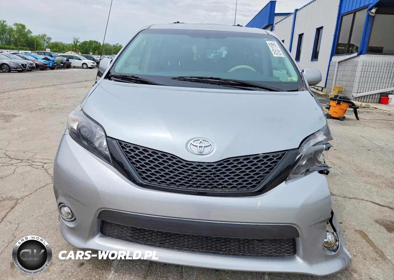2014 Toyota Sienna Sport VIN:5TDXK3DC6ES502773 - 5