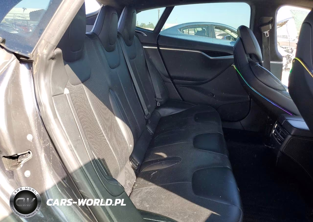 2017 Tesla Model S VIN:5YJSA1E26HF183777 - 10