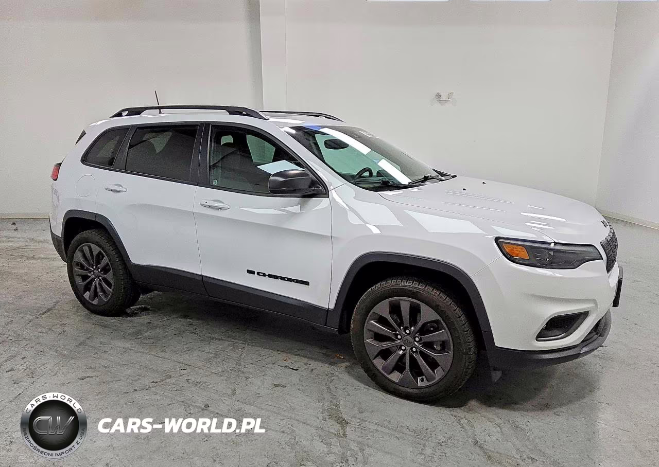 2021 Jeep Cherokee Latitude Lux VIN:1C4PJMMX7MD181686 - 4