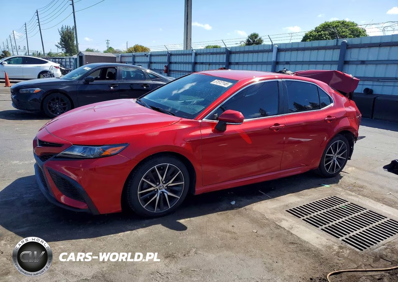 2023 Toyota Camry Se – zdjęcie 1 z 12