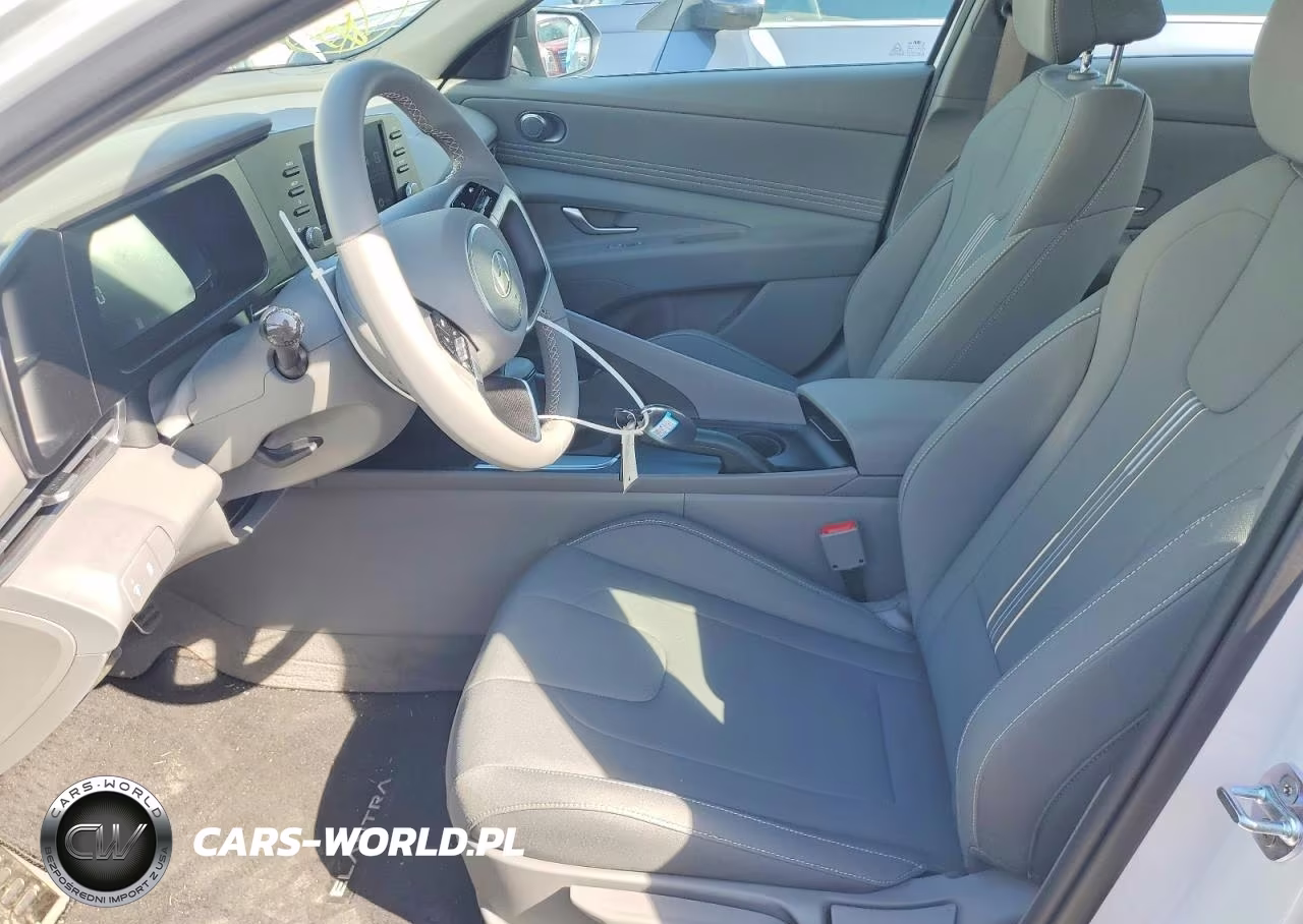 2025 Hyundai Elantra Sel Sport VIN:KMHLM4DG6SU071033 - 7
