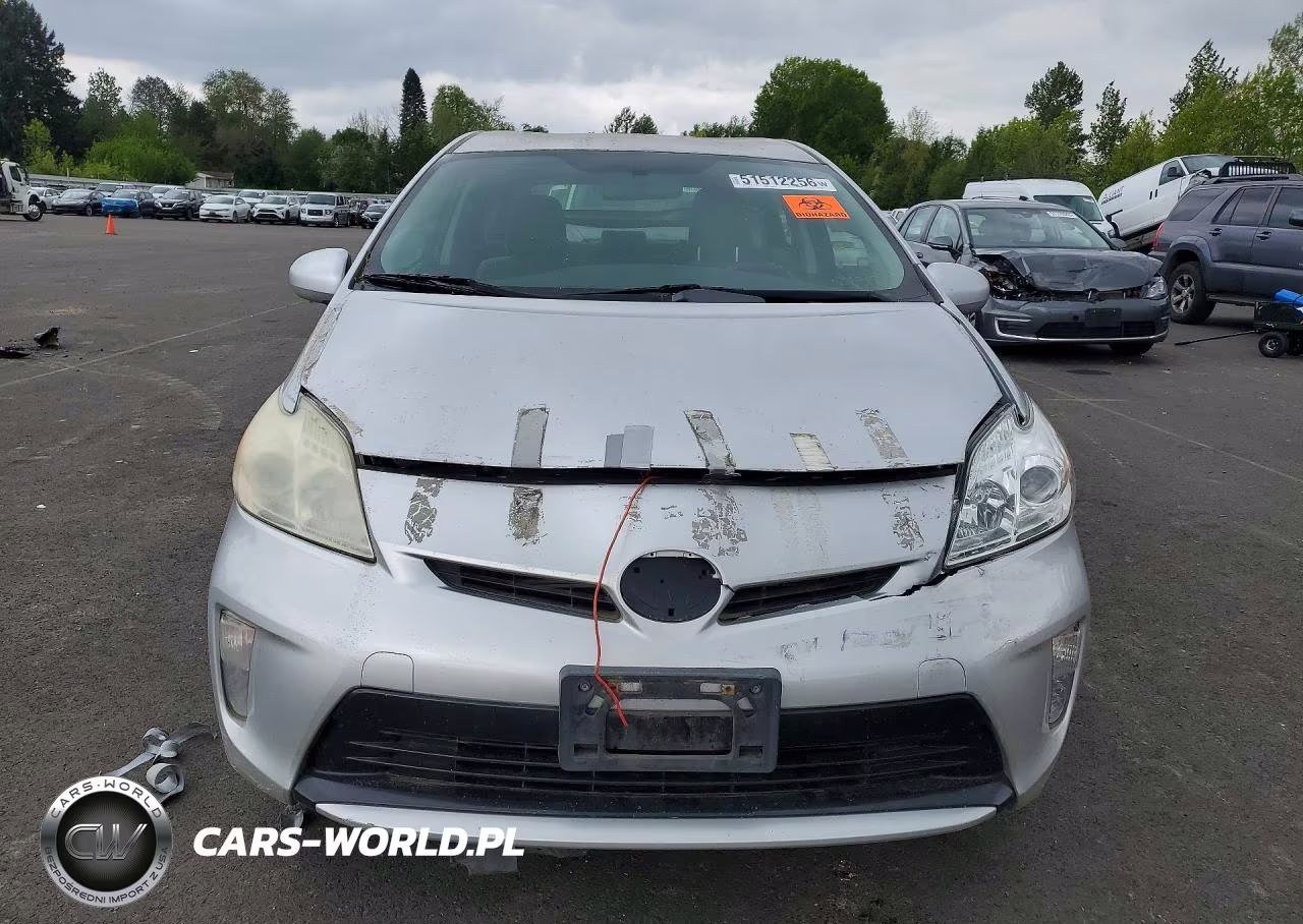 2013 Toyota Prius Three VIN:JTDKN3DU8D5639891 - 5
