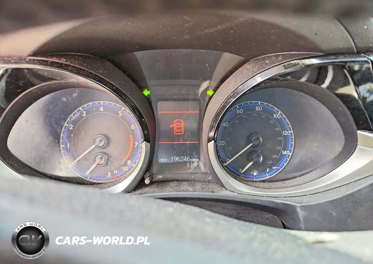 2015 Toyota Corolla VIN:5YFBURHE0FP179088 - 9
