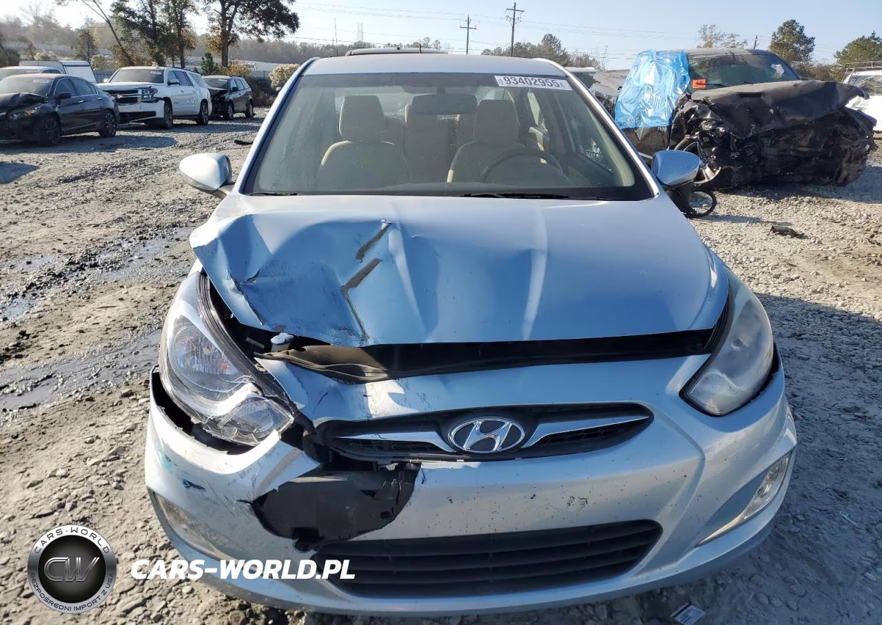 2013 Hyundai Accent Gls VIN:KMHCU4AE1DU320313 - 9