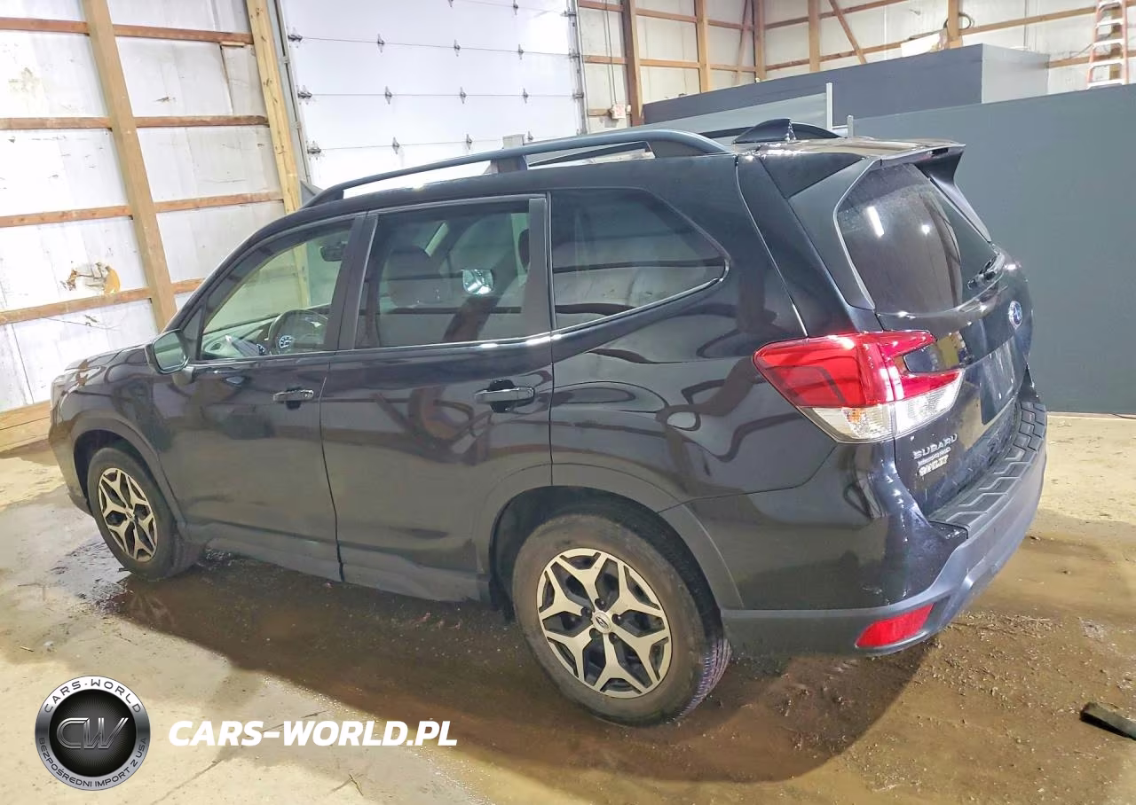 2021 Subaru Forester Premium VIN:JF2SKAFC6MH468785 - 2