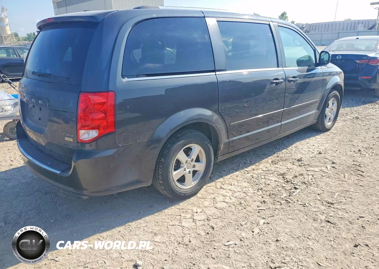 2011 Dodge Grand Caravan Crew VIN:2D4RN5DG5BR748977 - 3