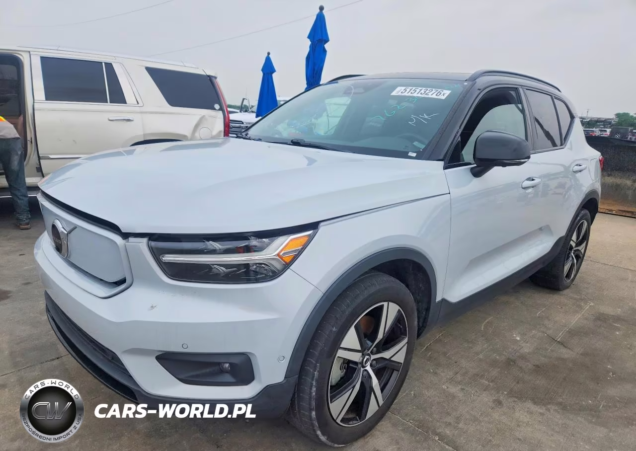 2022 Volvo Xc40 P8 Recharge Plus