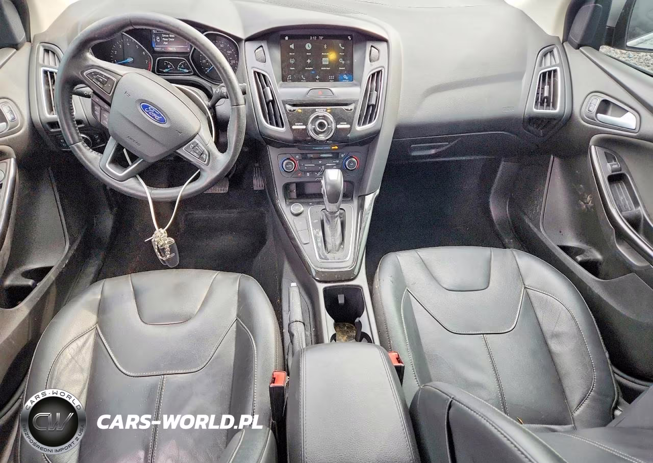 2017 Ford Focus Titanium VIN:1FADP3J27HL288324 - 8
