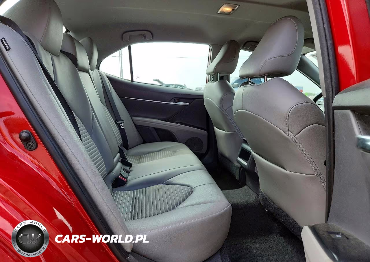 2020 Toyota Camry Se VIN:4T1G11AK3LU358607 - 10