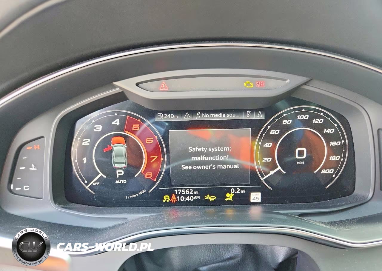 2025 Audi Rs7 VIN:WUAPDBF21SN901295 - 9