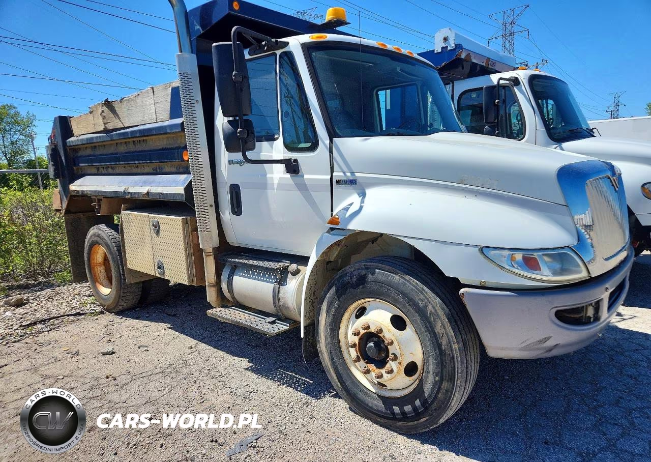 2013 International 4300 Dump Truck