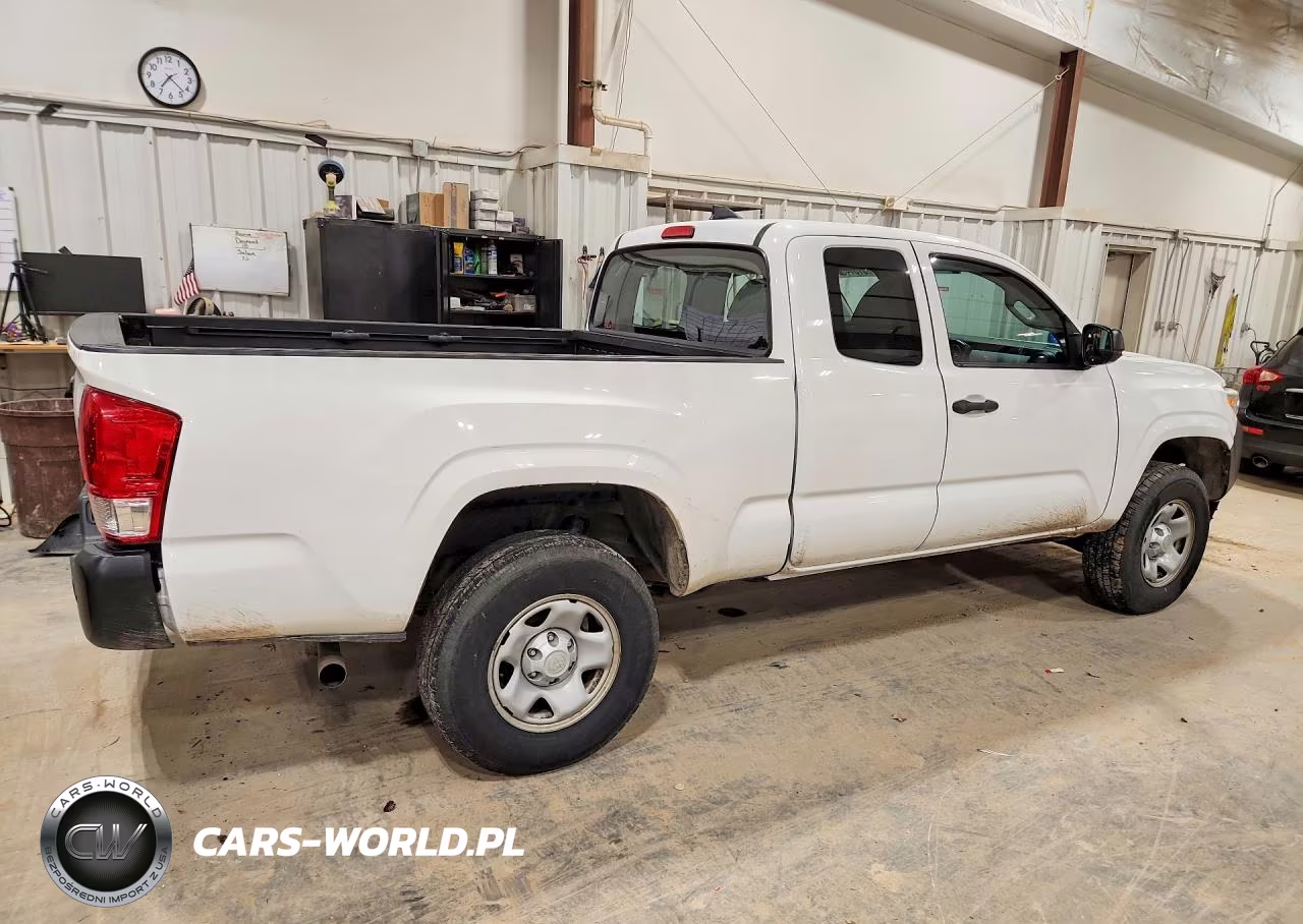 2017 Toyota Tacoma Sr VIN:5TFSX5EN3HX057835 - 3