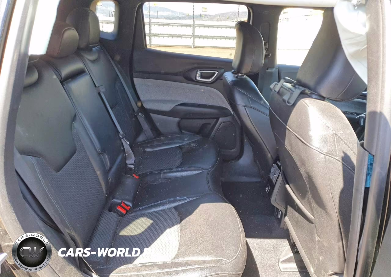 2024 Jeep Compass Latitude VIN:3C4NJDBN4RT109581 - 10