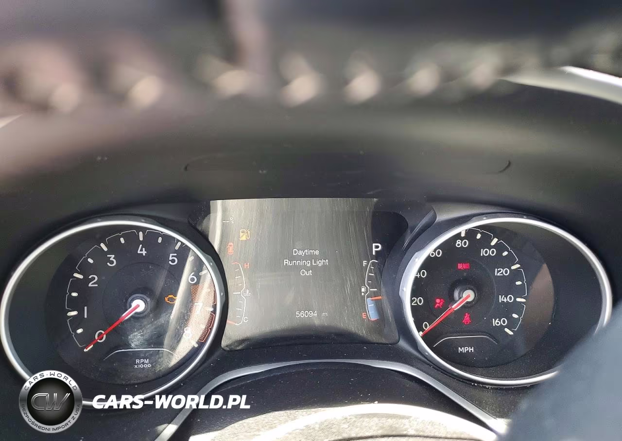 2018 Jeep Compass Latitude VIN:3C4NJDBB0JT320514 - 9