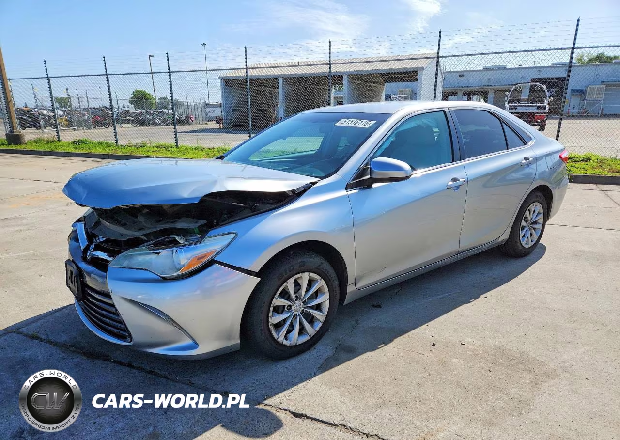 2015 Toyota Camry Le