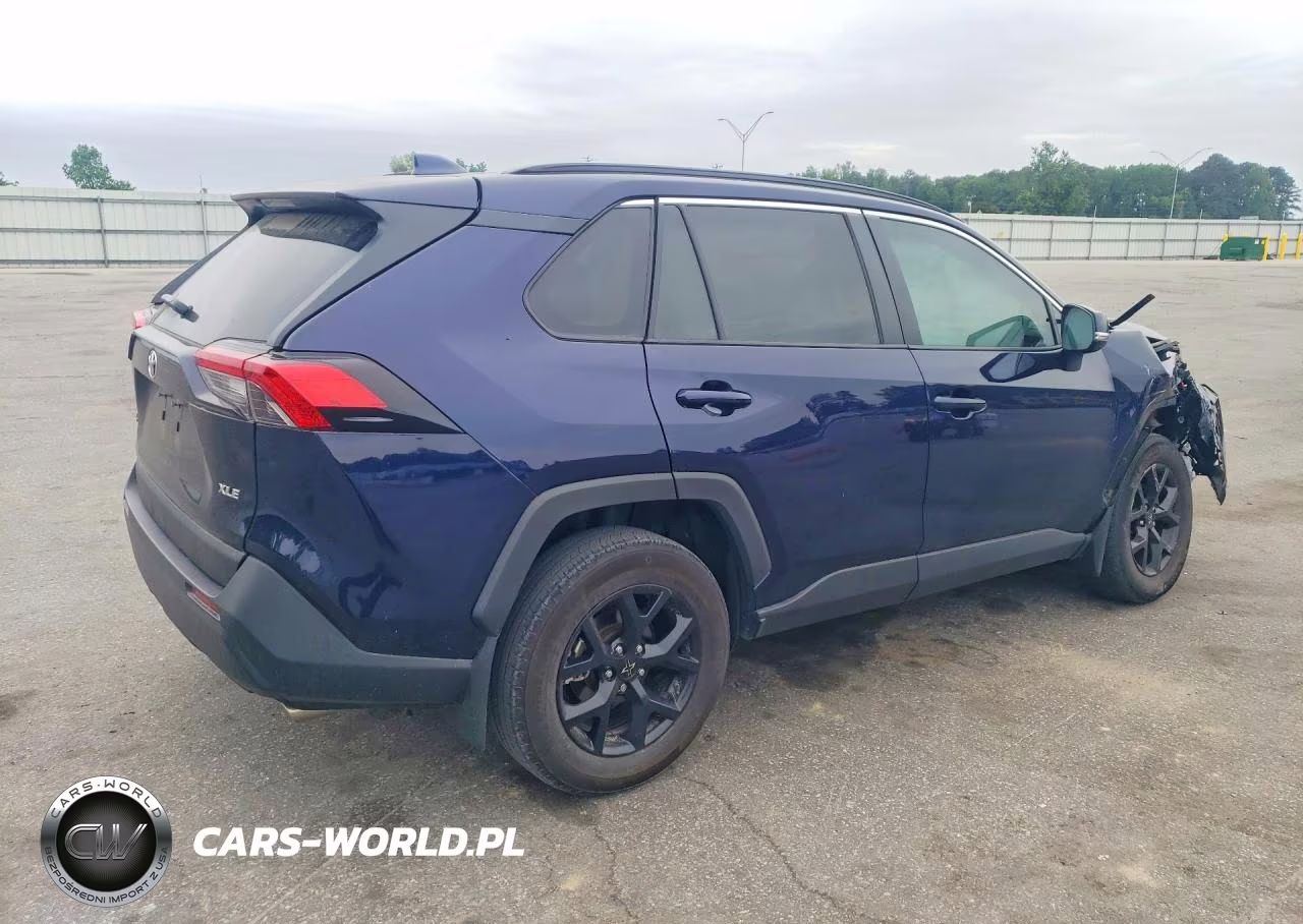 2024 Toyota Rav4 Xle VIN:2T3W1RFVXRW358181 - 3