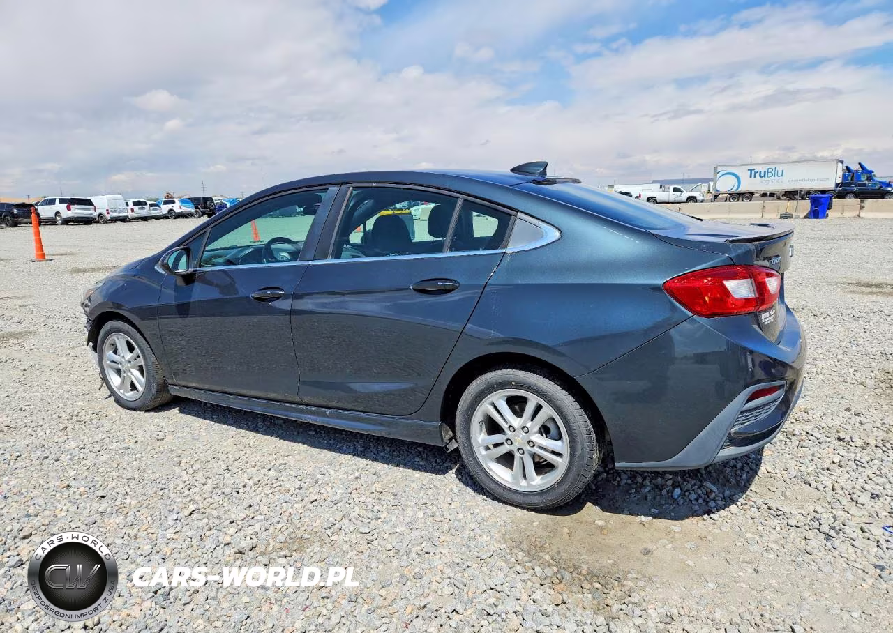 2017 Chevrolet Cruze Lt VIN:1G1BE5SM2H7279325 - 2
