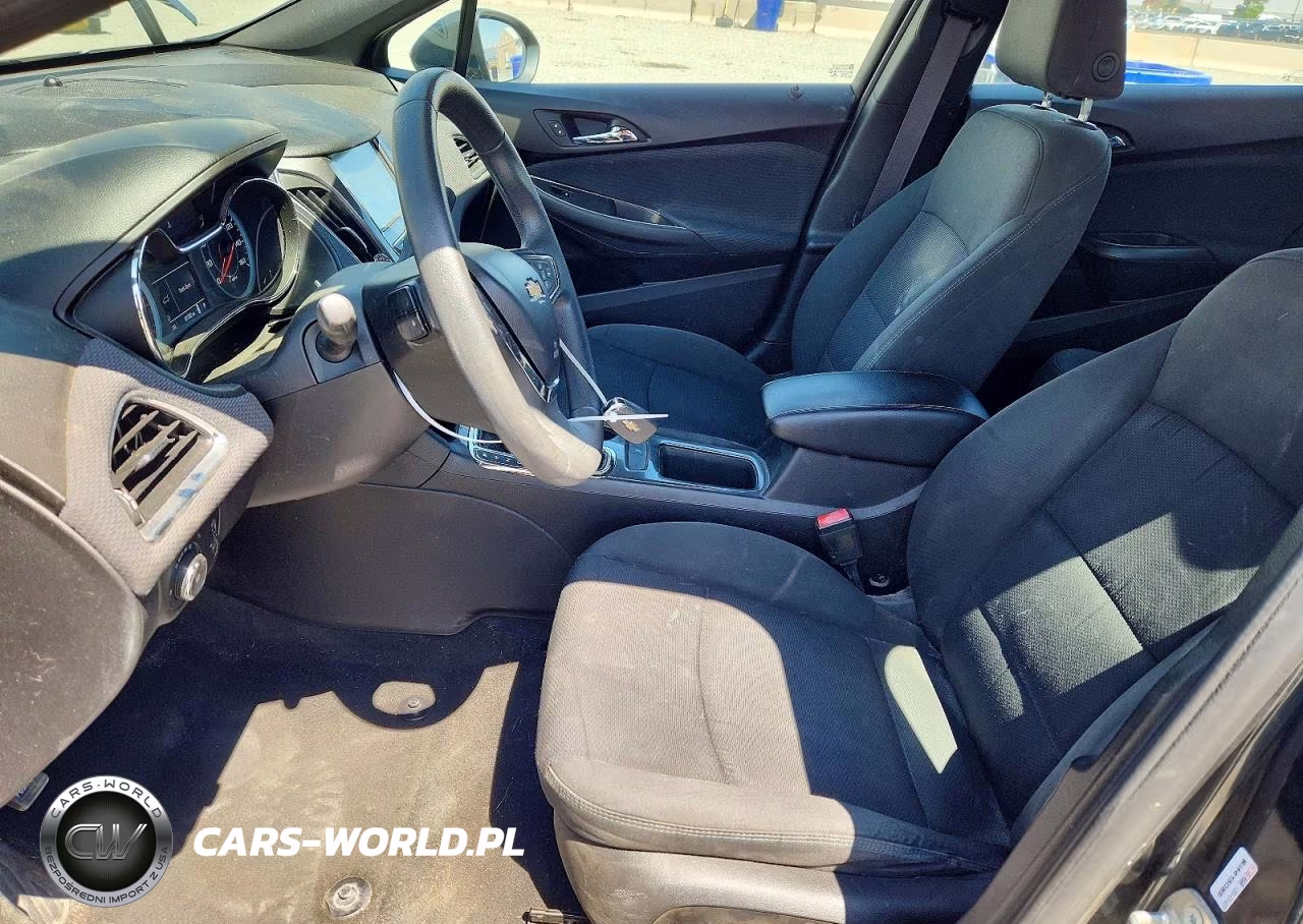 2017 Chevrolet Cruze Lt VIN:1G1BE5SM2H7279325 - 7