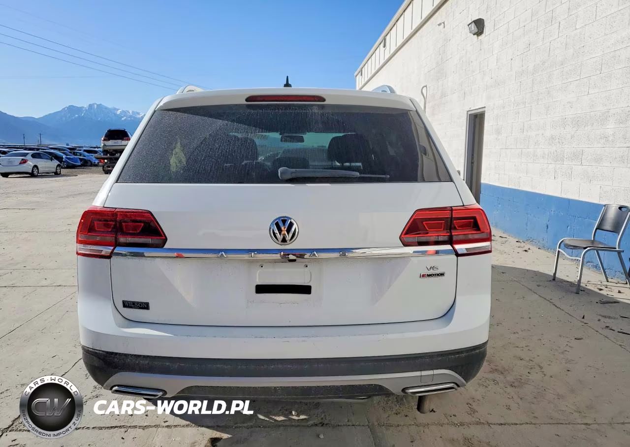 2018 Volkswagen Atlas S VIN:1V2GR2CA0JC552424 - 6
