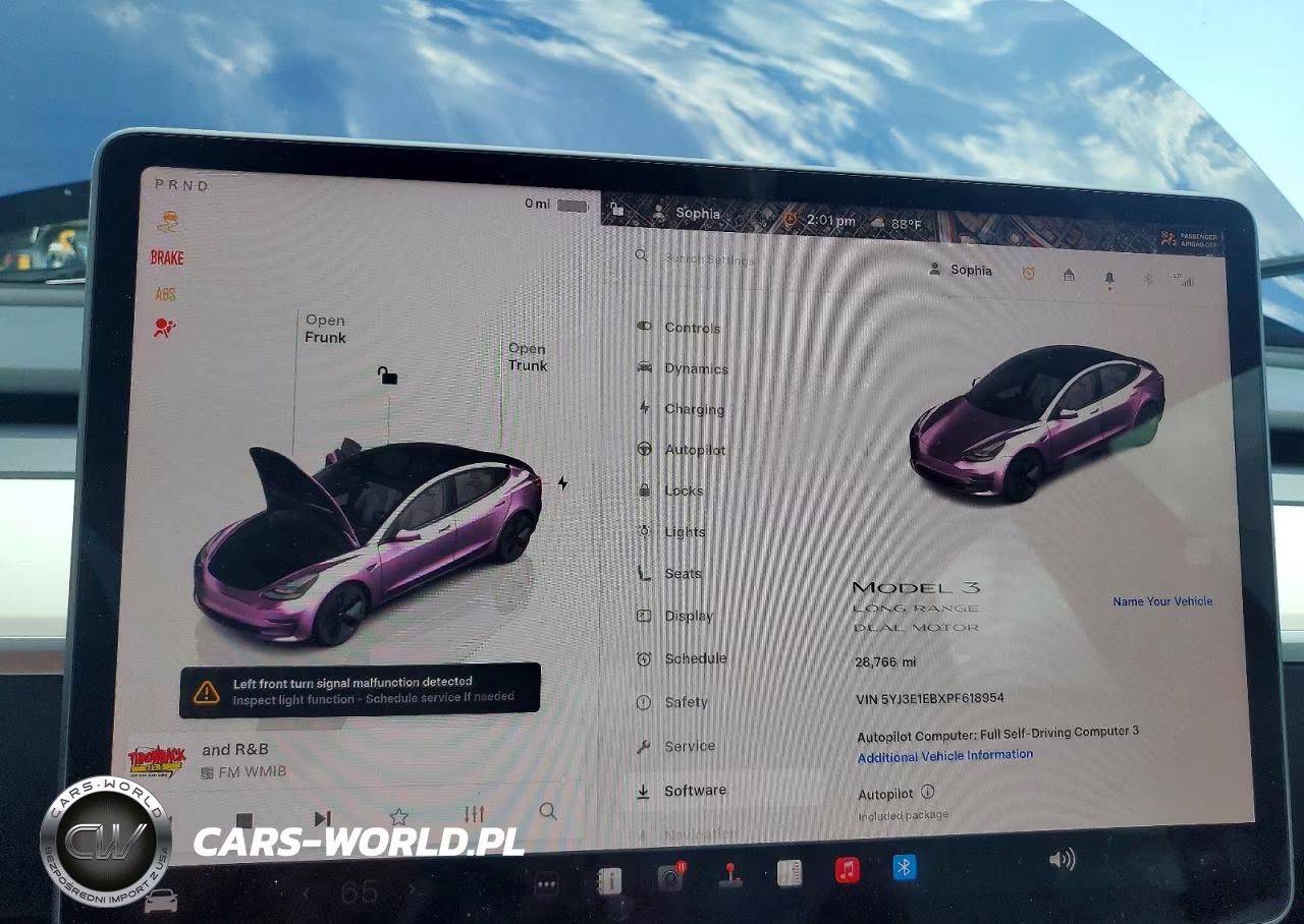 2023 Tesla Model 3 VIN:5YJ3E1EBXPF618954 - 9