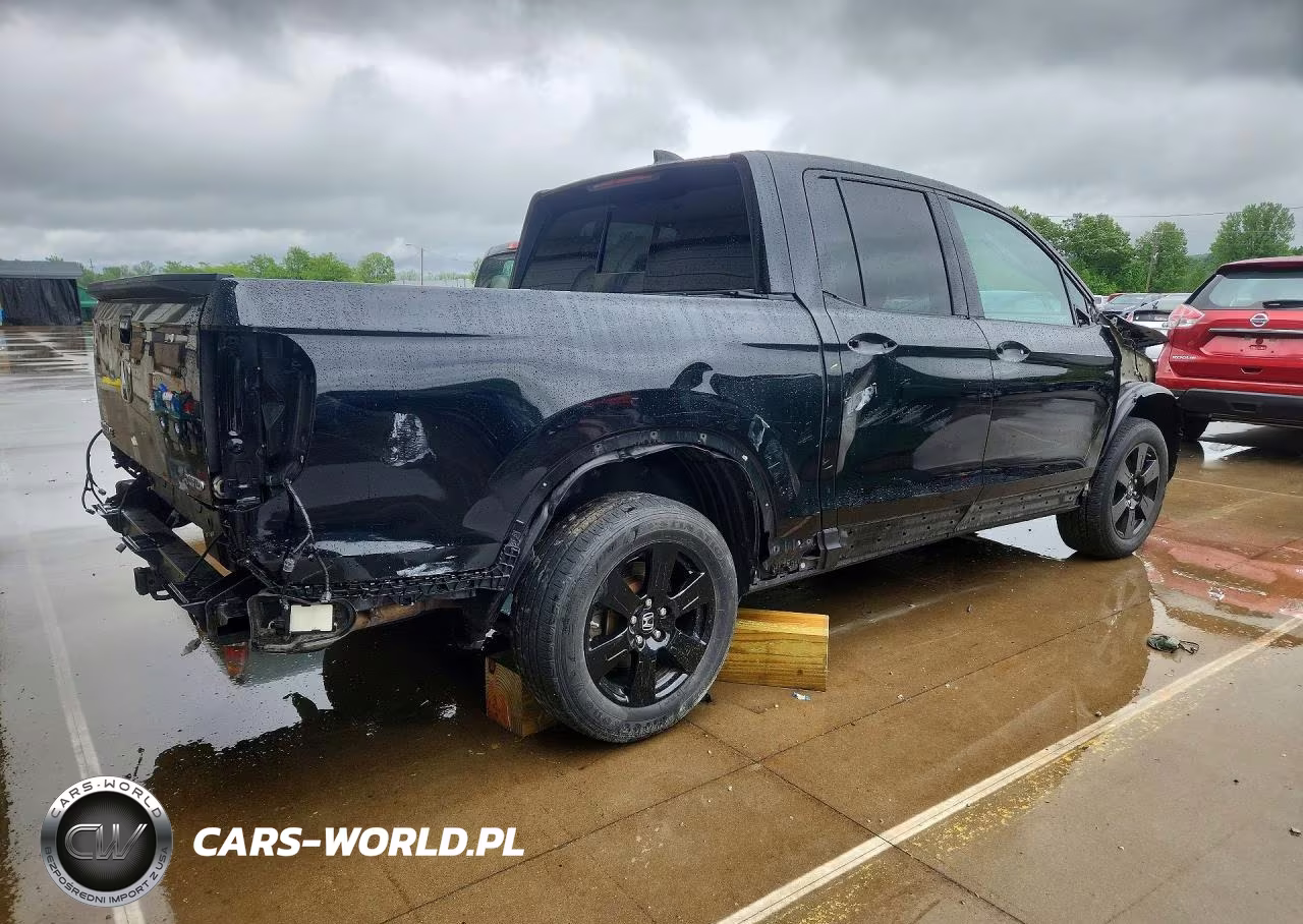 2019 Honda Ridgeline Black Edition VIN:5FPYK3F80KB030008 - 3