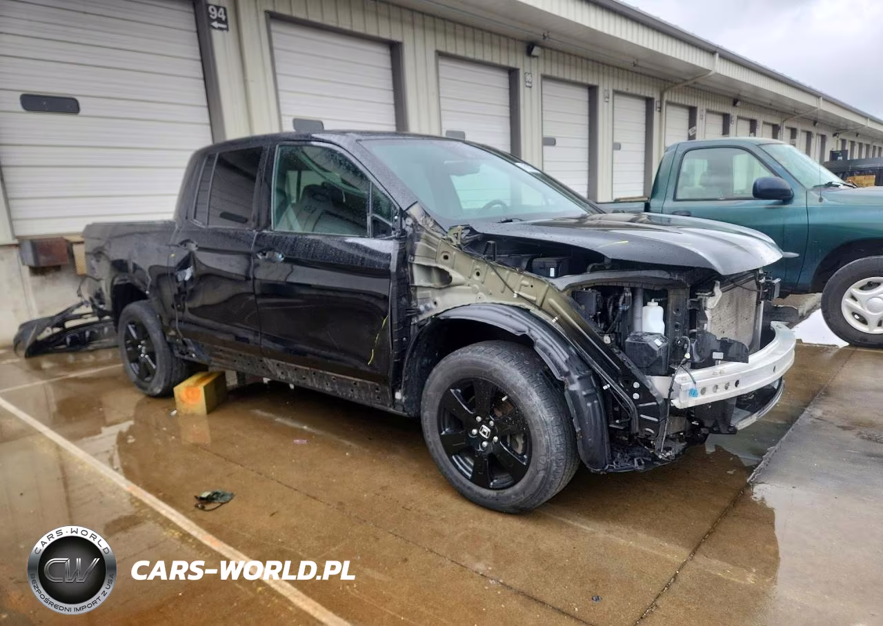 2019 Honda Ridgeline Black Edition VIN:5FPYK3F80KB030008 - 4