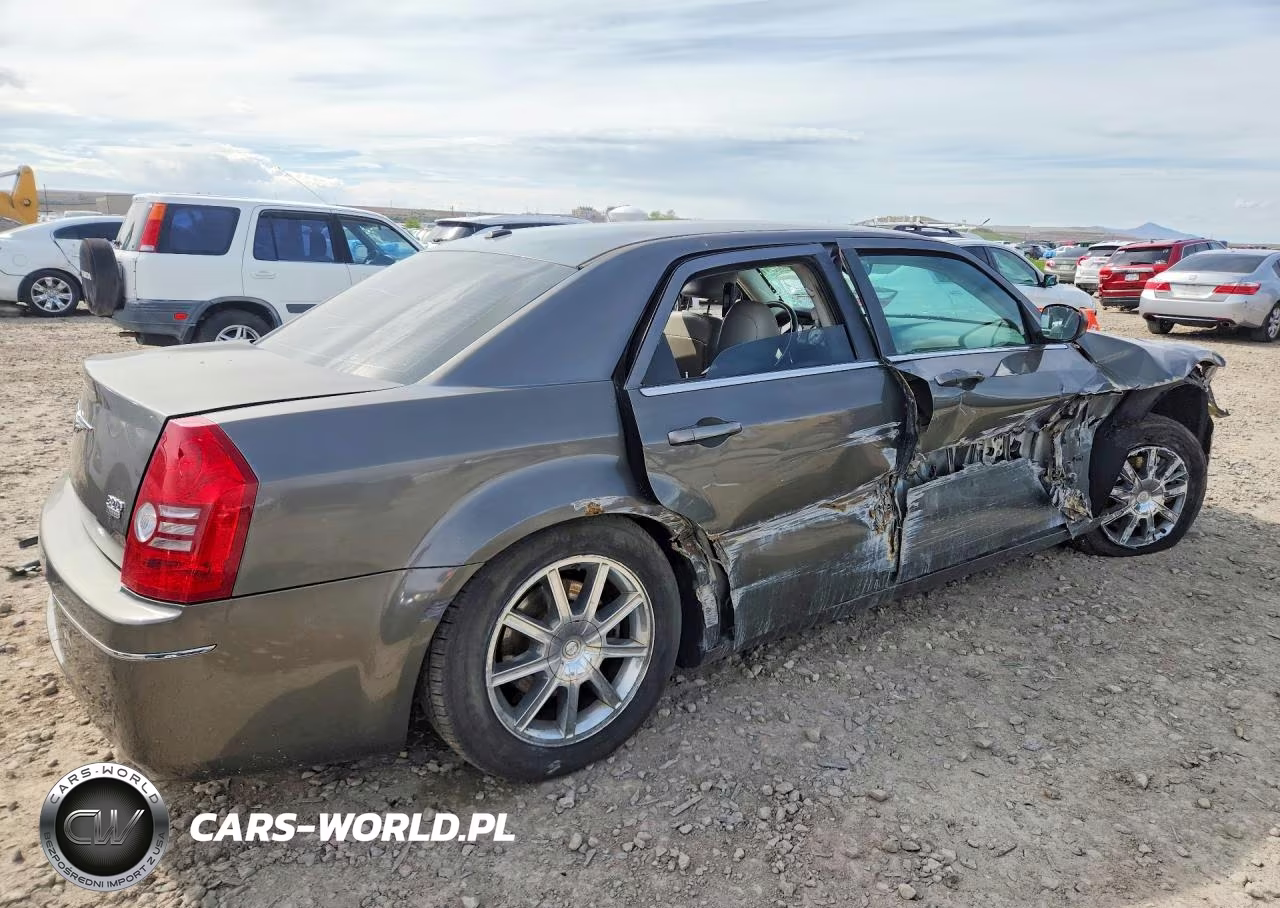 2009 Chrysler 300 Touring VIN:2C3LK53VX9H555448 - 3